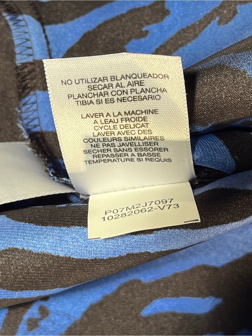 Jones New York Blue and Black Zebra-Stripe Button-Up Top -Sz: L - Picture 7 of 7